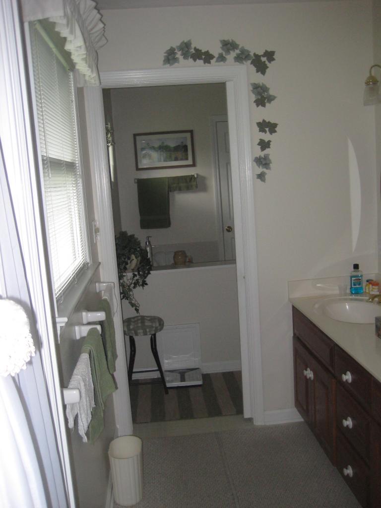 1159 Webster Road Roanoke, VA 24012 - Photo 7 of 16 Interior
