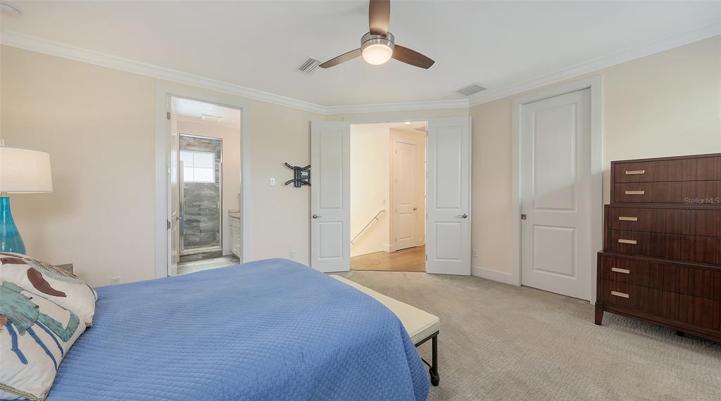 2410 Prospect Street Sarasota, FL 34239 - Photo 27 of 67