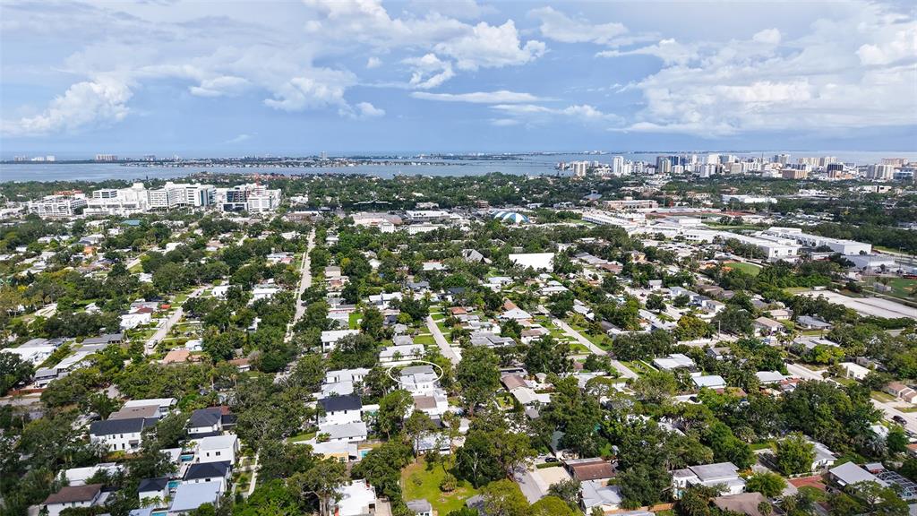 2410 Prospect Street Sarasota, FL 34239 - Photo 50 of 67