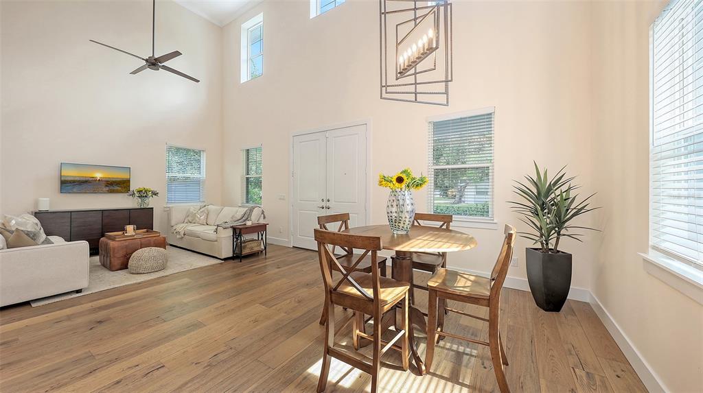 2410 Prospect Street Sarasota, FL 34239 - Photo 10 of 67