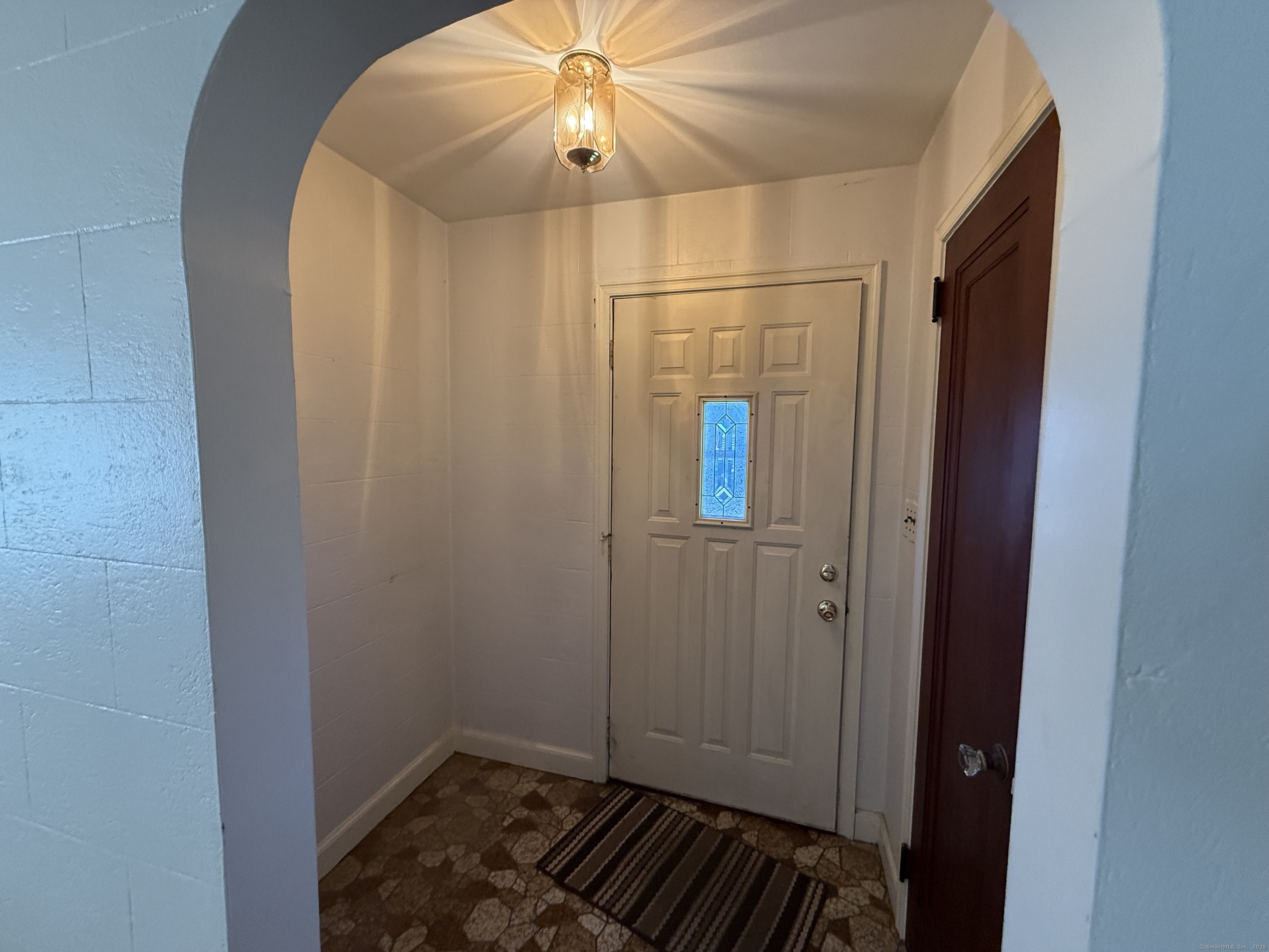 59 Addison Street Waterbury, CT 06708 - Photo 4 of 33