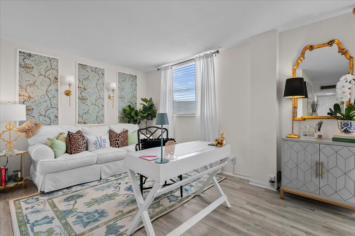 5301 Northwest 2nd Avenue, Unit PHH Boca Raton, FL 33487 - Photo 12 of 31 Flex room/office/den