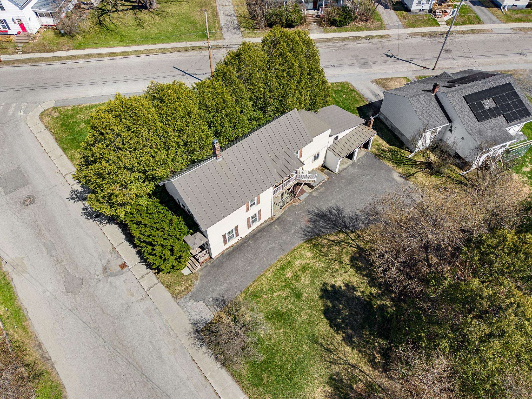 25 Second Street Barre, VT 05641 - Photo 4 of 23