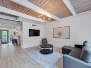 $1,800 | 3809 North Braeswood Boulevard, Unit 14, Houston, TX 77025
