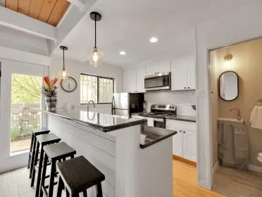 $1,800 | 3809 North Braeswood Boulevard, Unit 14, Houston, TX 77025