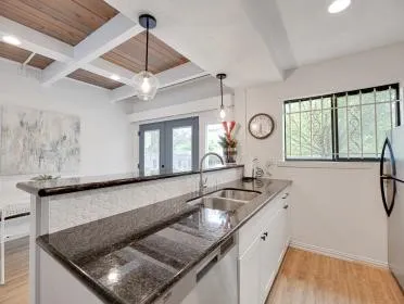 $1,800 | 3809 North Braeswood Boulevard, Unit 14, Houston, TX 77025