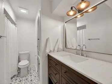 $1,800 | 3809 North Braeswood Boulevard, Unit 14, Houston, TX 77025