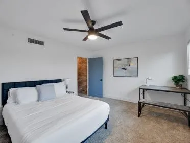 $1,800 | 3809 North Braeswood Boulevard, Unit 14, Houston, TX 77025