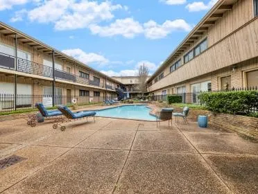 $1,800 | 3809 North Braeswood Boulevard, Unit 14, Houston, TX 77025