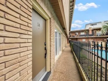 $1,800 | 3809 North Braeswood Boulevard, Unit 14, Houston, TX 77025