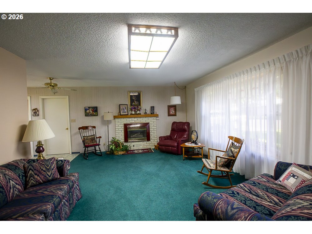 2448 Century Loop La Grande, OR 97850 - Photo 3 of 28