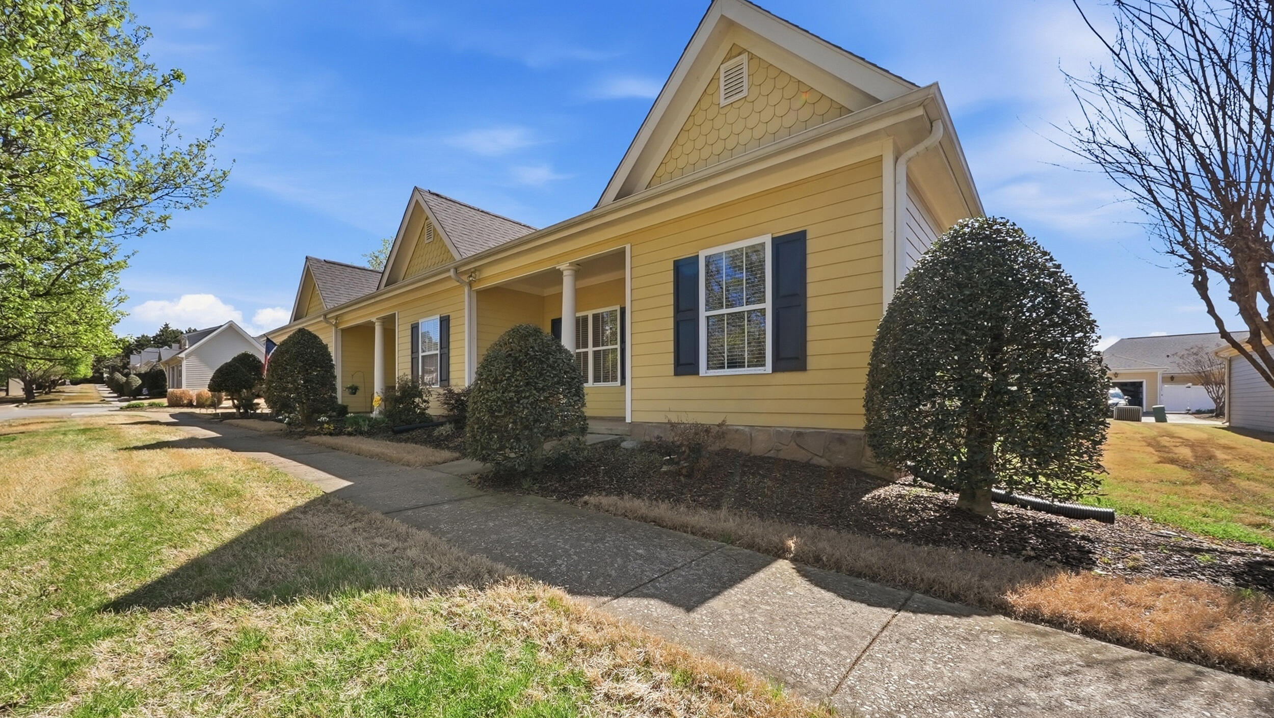 523 Callaway Ct-3