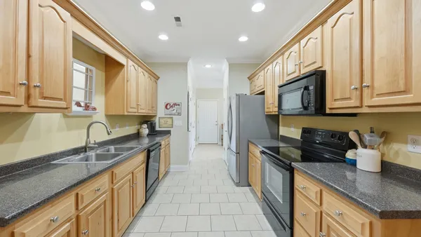 $299,900 | 523 Callaway Court, Chattanooga, TN 37421