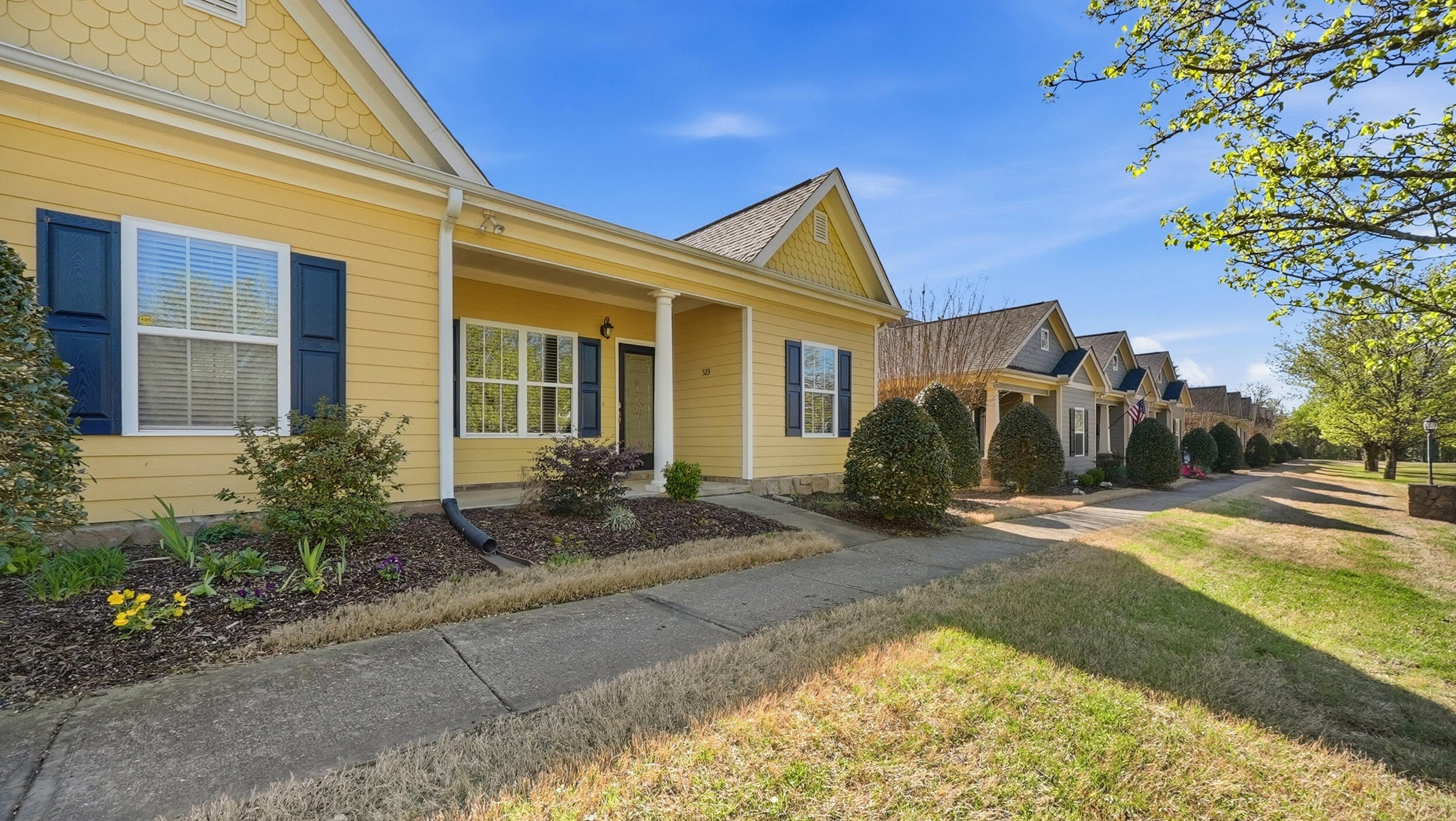 523 Callaway Court Chattanooga, TN 37421 - Photo 4 of 27 523 Callaway Ct-4