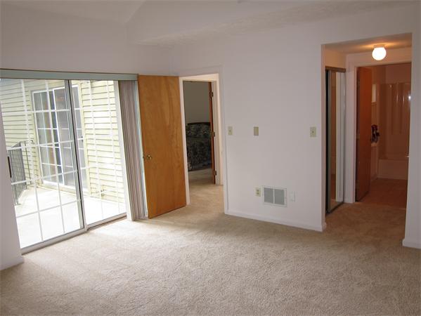 39 East Bluff Road, Unit 39 Ashland, MA 01721 - Photo 16 of 21 Gallery Image 16