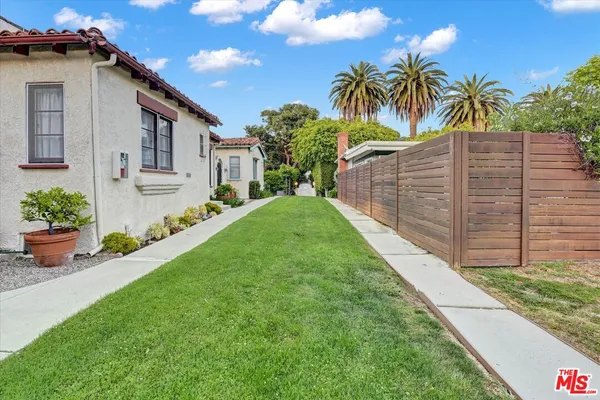 $3,999,999 | 852 11th Street, Santa Monica, CA 90403