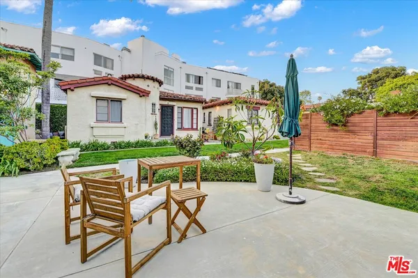 $3,999,999 | 852 11th Street, Santa Monica, CA 90403