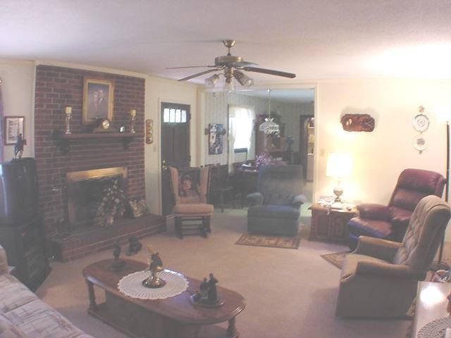 505 Woodlake Road Anderson, SC 29621 - Photo 3 of 9 Gallery Image 3