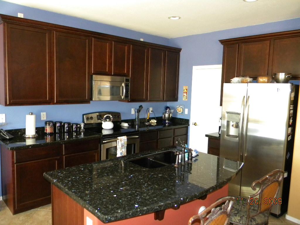 14237 West Wethersfield Road Surprise, AZ 85379 - Photo 2 of 12 Kitchen