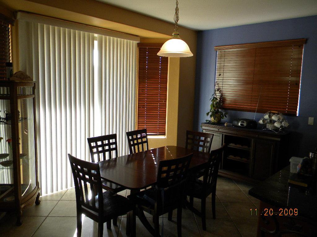 14237 West Wethersfield Road Surprise, AZ 85379 - Photo 4 of 12 Dining Area