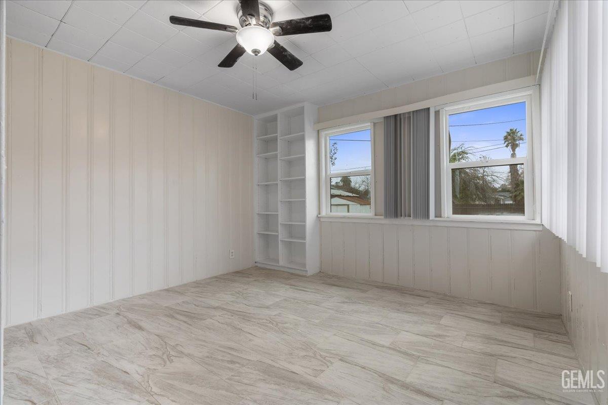 Undisclosed Address Bakersfield, CA 93304 - Photo 11 of 21 a view of empty room with window