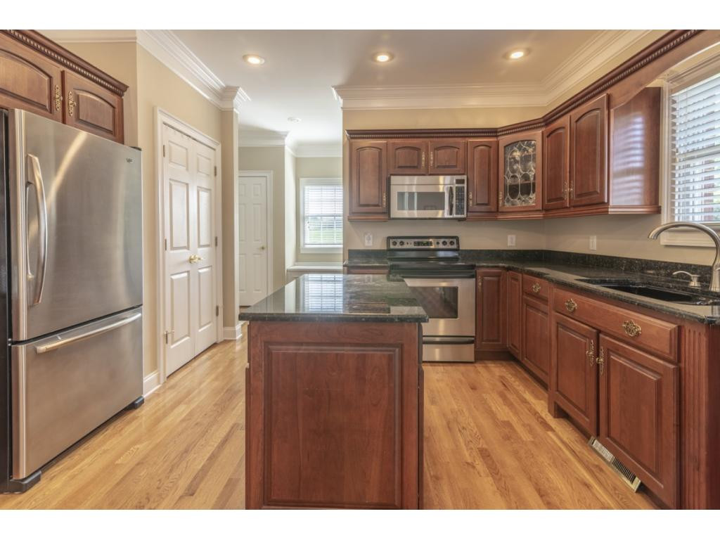 10214 Reedy Creek Road Bristol, VA 24202 - Photo 18 of 29 Photo 18