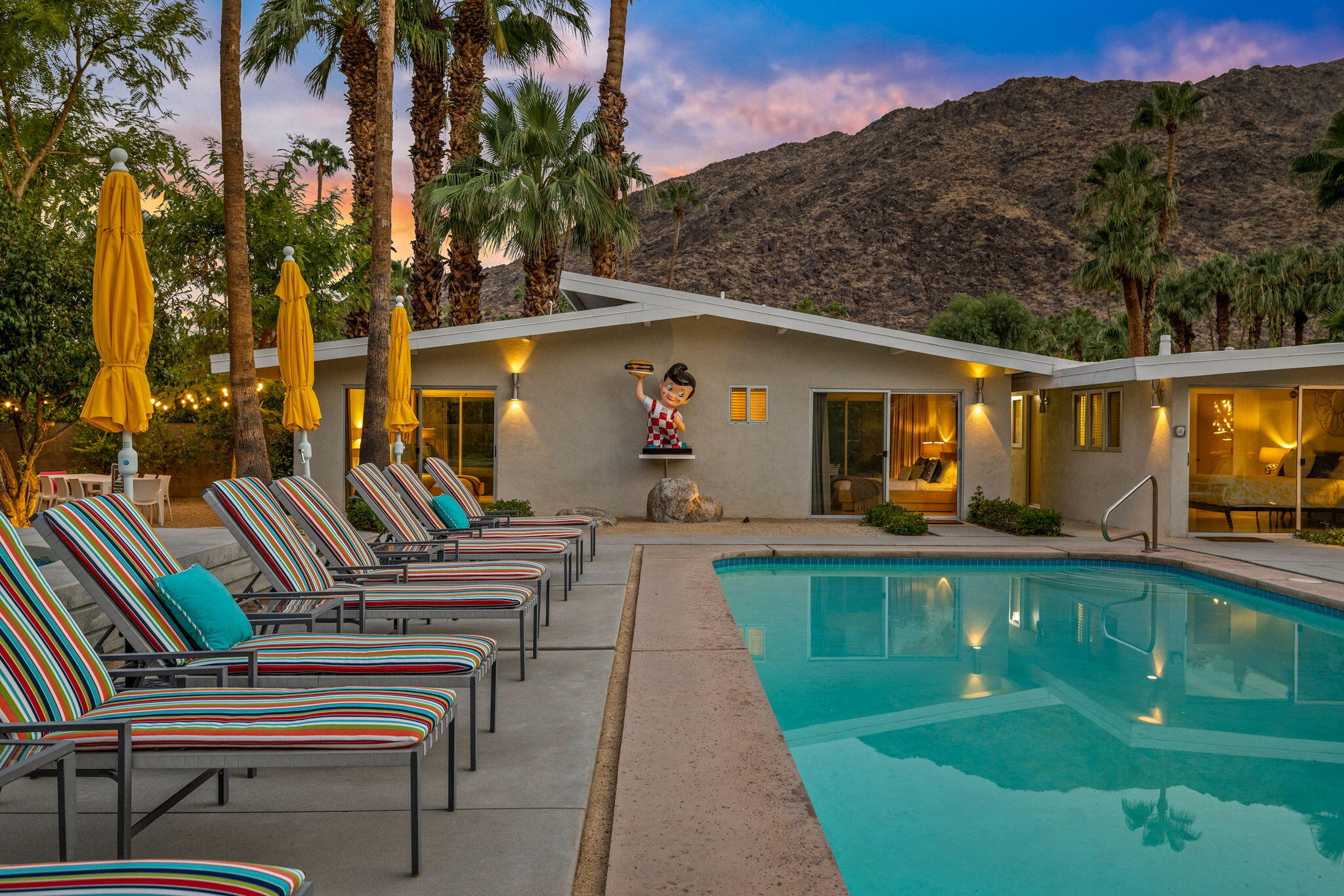 788 North Dry Falls Road Palm Springs, CA 92262 - Photo 58 of 97 a front view of a house with garden