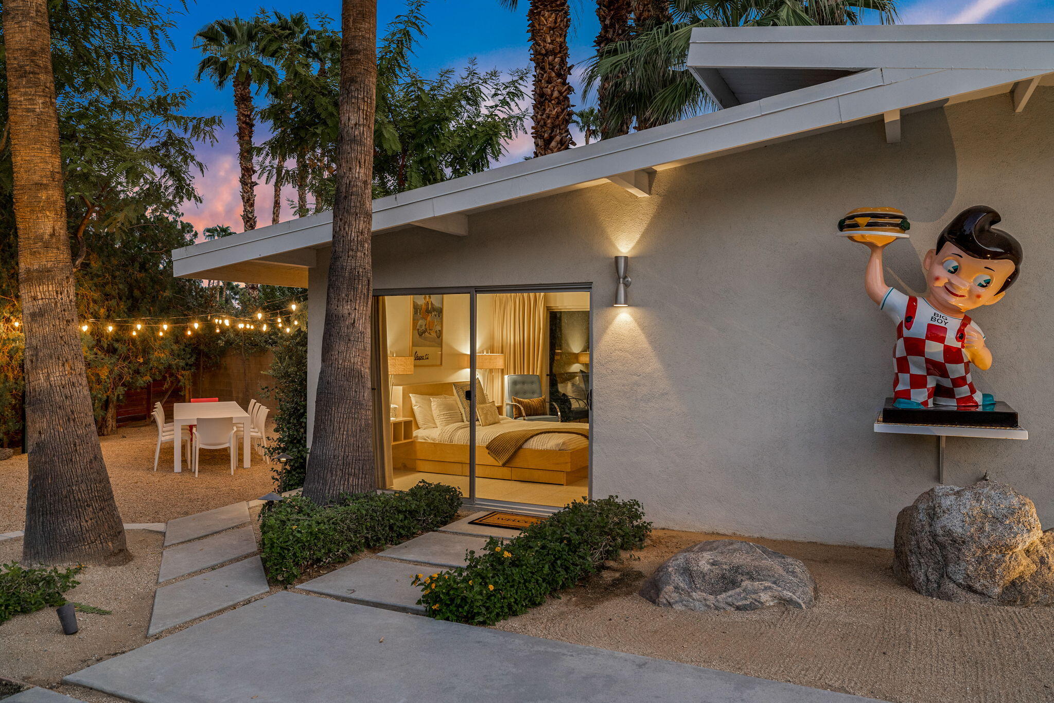 788 North Dry Falls Road Palm Springs, CA 92262 - Photo 63 of 97 a front view of a house with garden