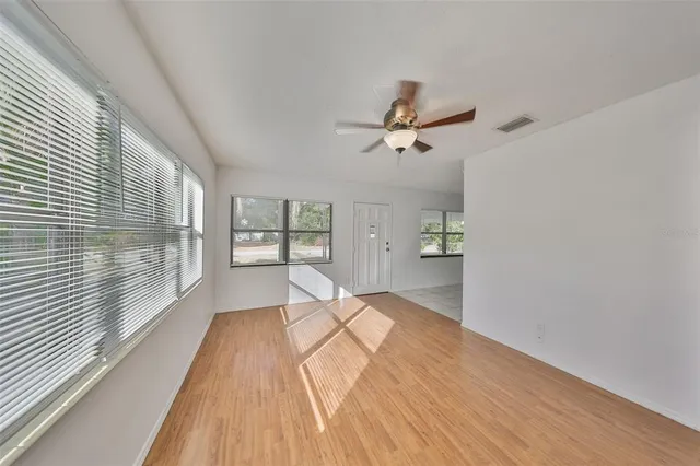 $1,795 | 6912 40th Avenue North, St. Petersburg, FL 33709