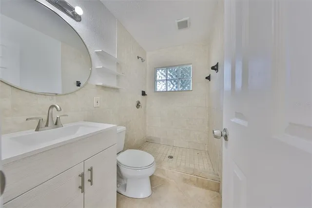 $1,795 | 6912 40th Avenue North, St. Petersburg, FL 33709