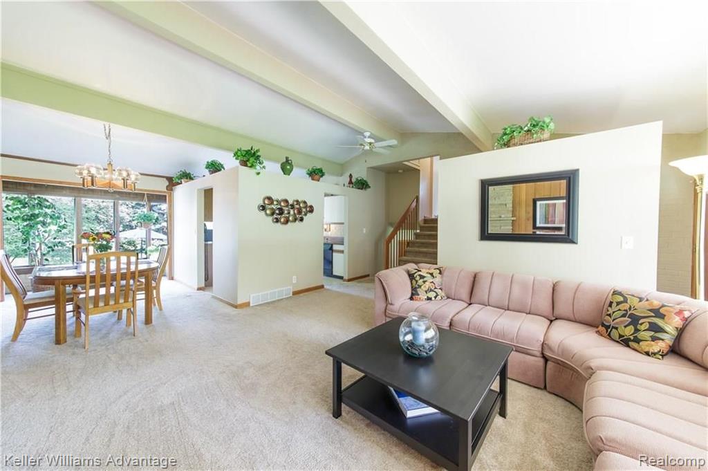 36508 West Lyman Road Farmington Hills, MI 48331 - Photo 6 of 63