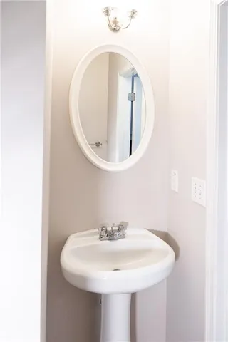 $2,500 | 3090 Branham Drive, Dunwoody, GA 30360