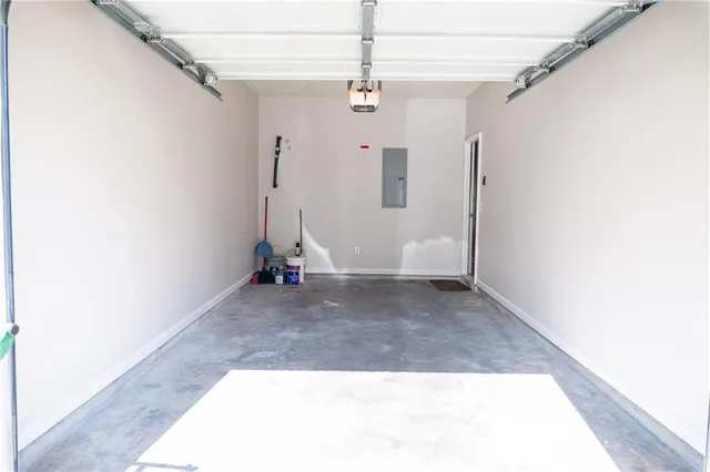 $2,500 | 3090 Branham Drive, Dunwoody, GA 30360