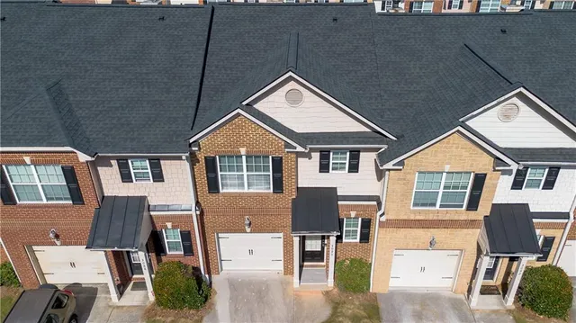 $2,500 | 3090 Branham Drive, Dunwoody, GA 30360