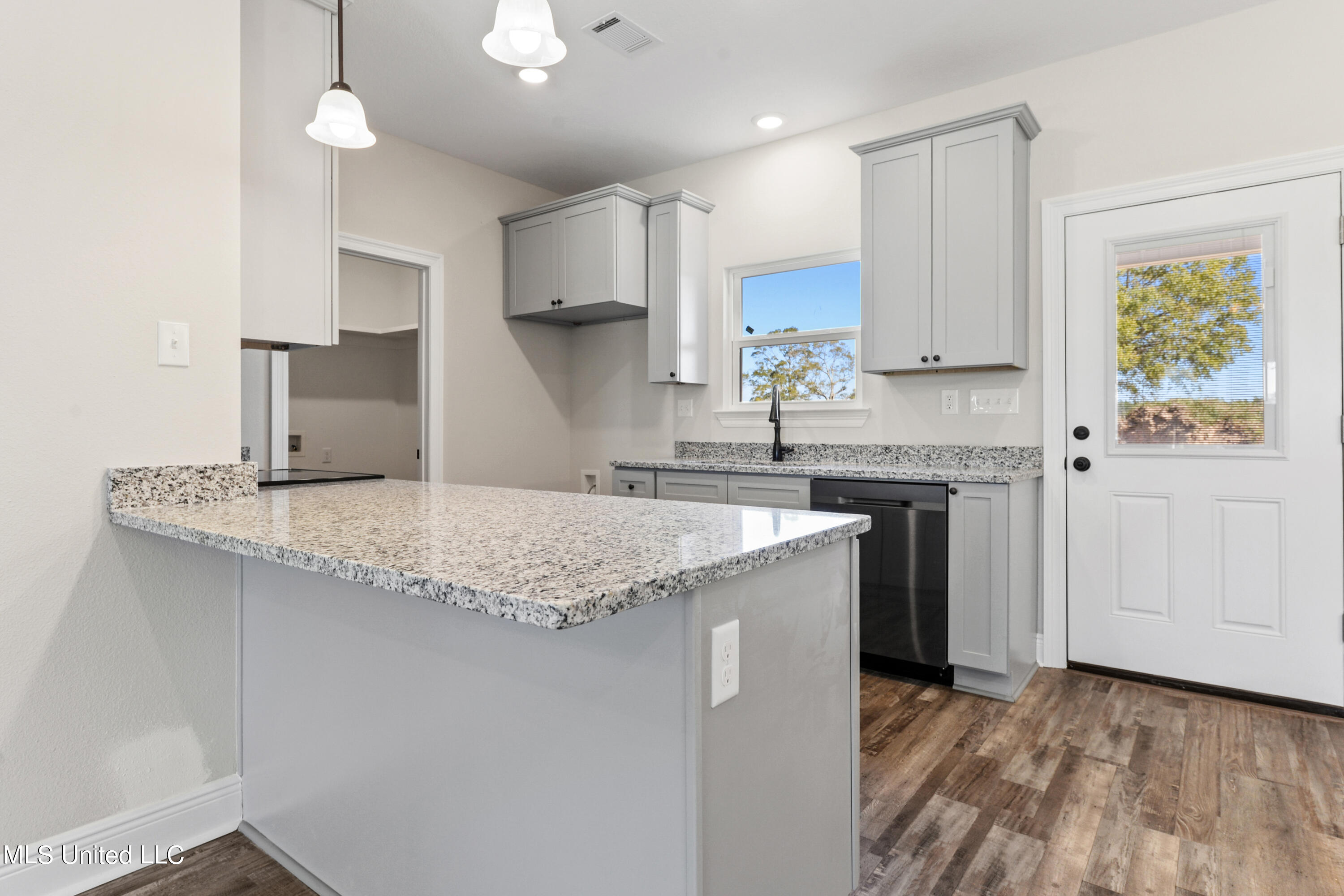 32 Rawls Road Perkinston, MS 39573 - Photo 8 of 38 008 (30)