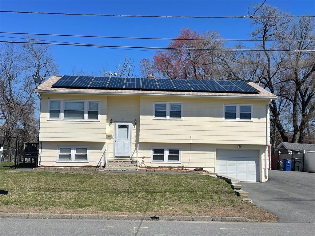 10 Lorenzo Road Lawrence, MA 01843 - Photo 2 of 3 Gallery Image 2