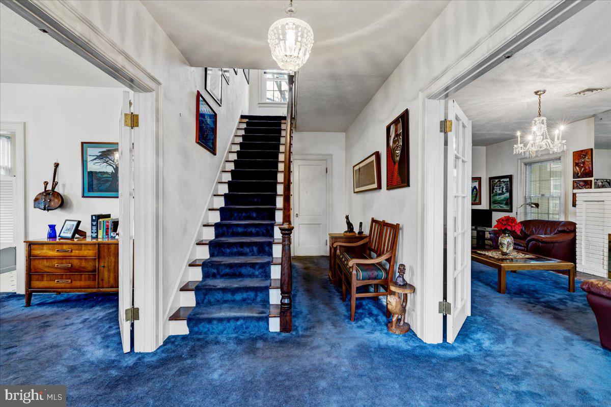 2301 Naylor Road Southeast Washington, DC 20020 - Photo 14 of 56 Large foyer