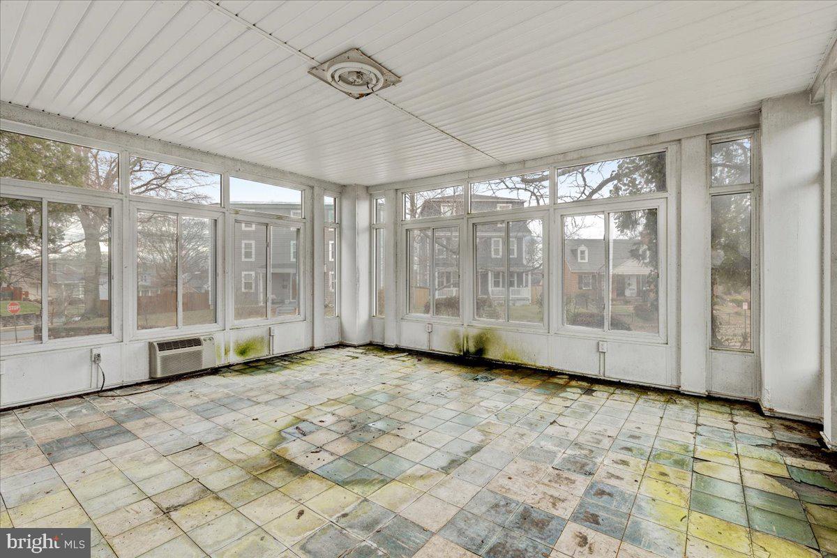 2301 Naylor Road Southeast Washington, DC 20020 - Photo 21 of 56 Sunroom roof needs replaced.