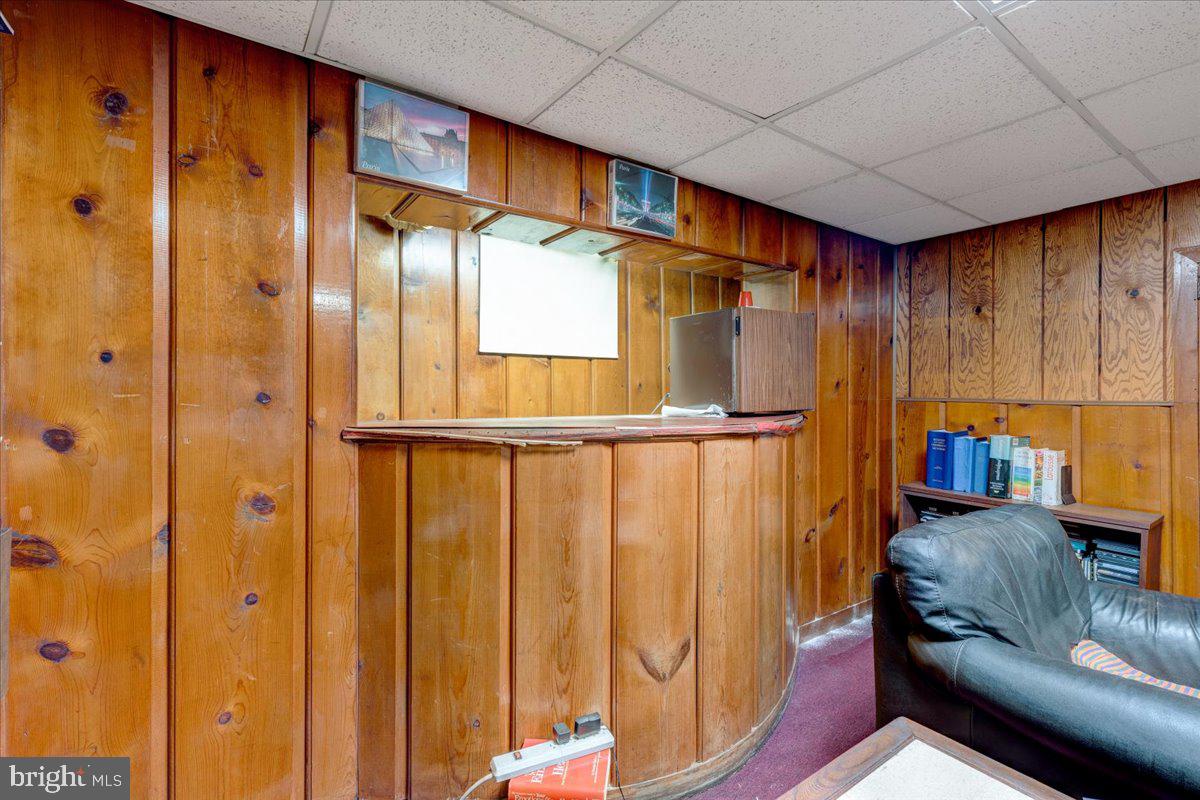 2301 Naylor Road Southeast Washington, DC 20020 - Photo 51 of 56 Bar area
