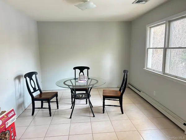 $3,975 | 23 Dalex Court, Glen Cove, NY 11542