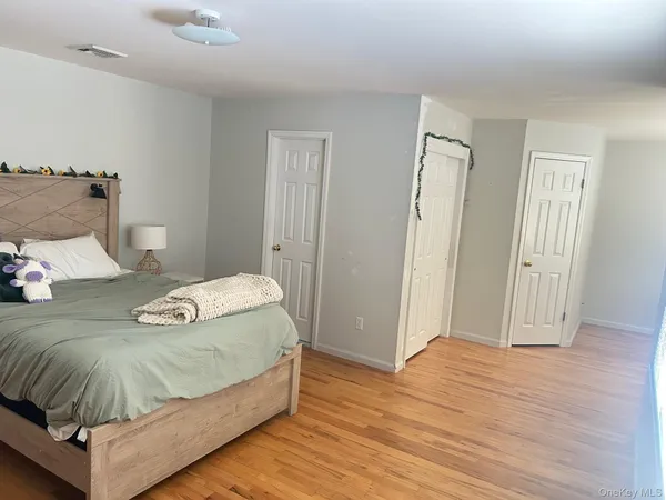 $3,975 | 23 Dalex Court, Glen Cove, NY 11542