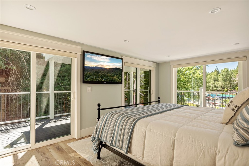 27589 West Shore Road Lake Arrowhead, CA 92352 - Photo 18 of 42