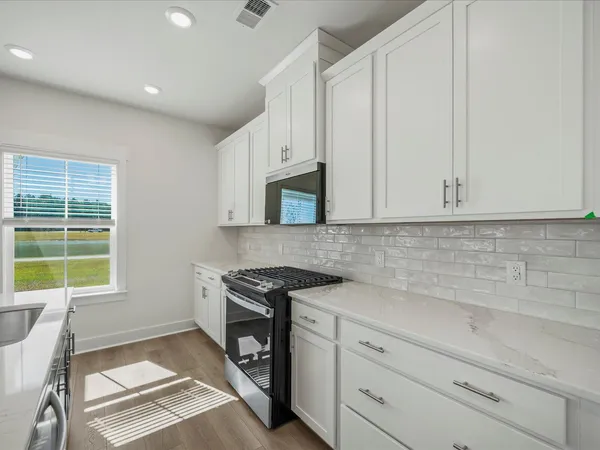 $539,990 | 421 Radiant Blue Way, Summerville, SC 29486