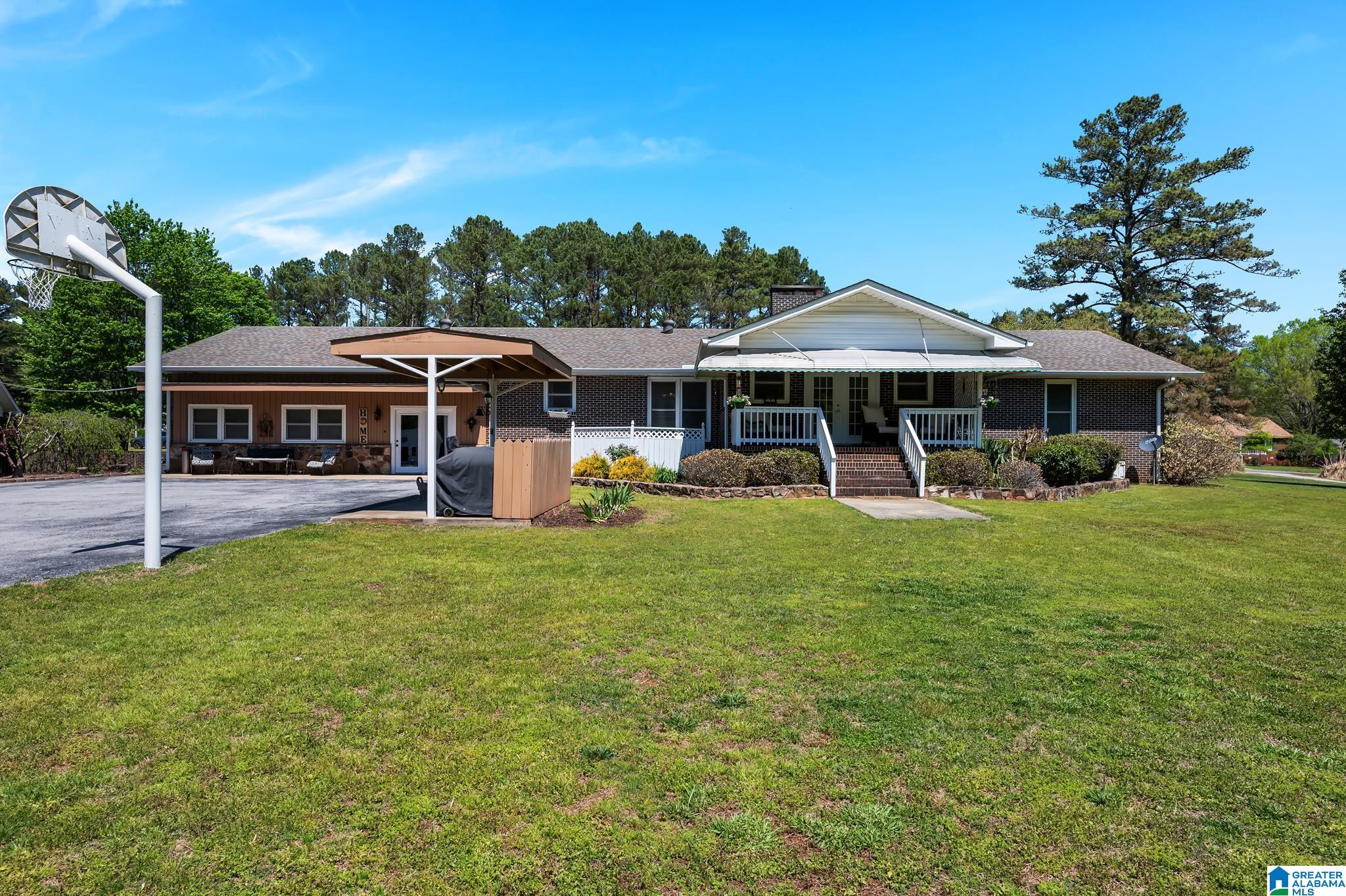 226 20th Street Oneonta, AL 35121 - Photo 4 of 64