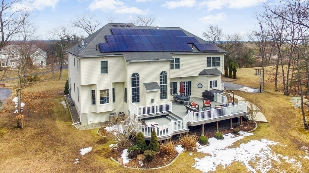 51 Mohawk Path Holliston, MA 01746 - Photo 37 of 42 Gallery Image 37