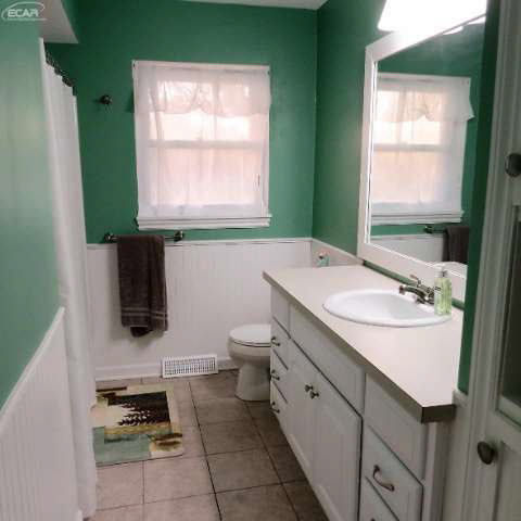 5435 Oak Grove Road Howell, MI 48855 - Photo 15 of 45 21229060-15.JPG