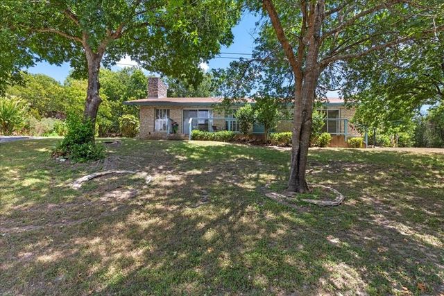 $350,000 | 609 River Road, Blanco, TX 78606