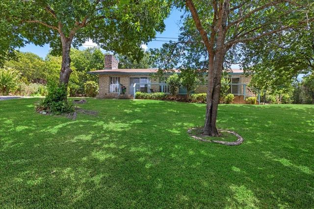 $350,000 | 609 River Road, Blanco, TX 78606