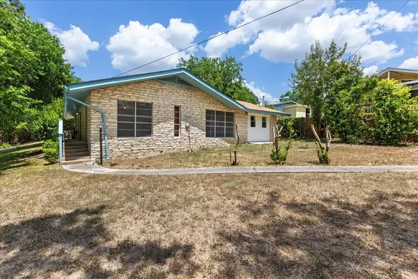 $299,000 | 609 River Road, Blanco, TX 78606