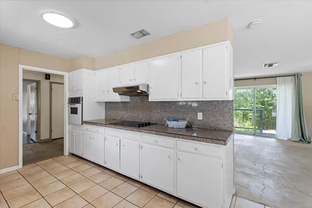 $350,000 | 609 River Road, Blanco, TX 78606